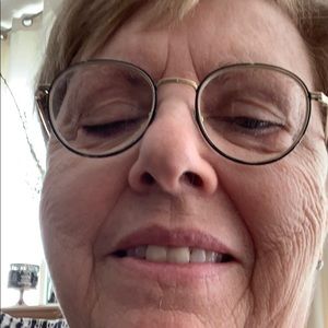 Meet your Posher, Darlene